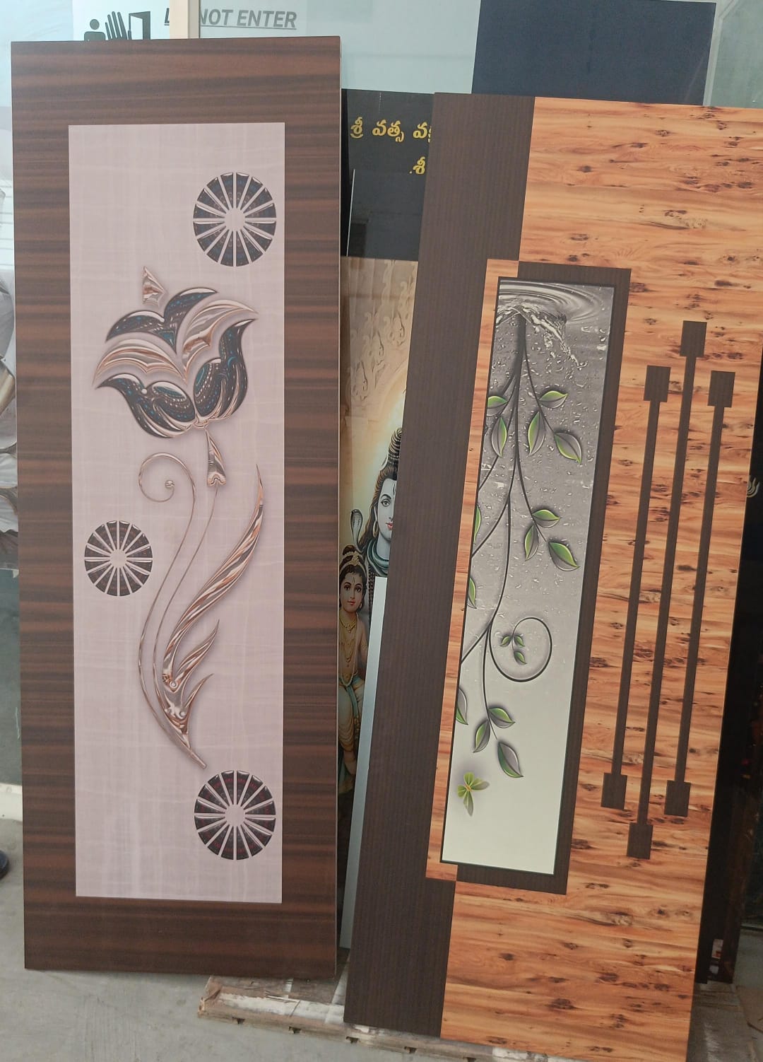 Lacquer Paints from Simsan Enterprises